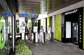 Отель Residencia Melon District Marina Барселона