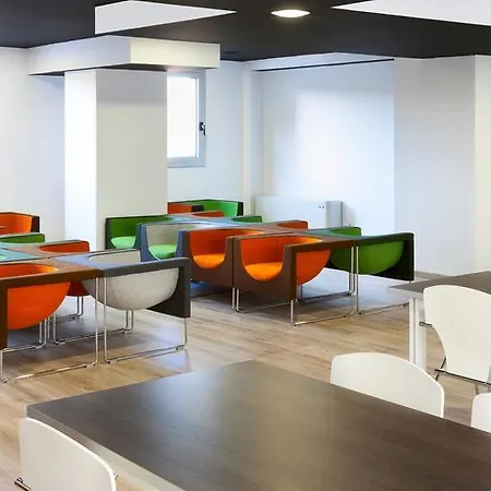 Residencia Melon District Marina 2* Барселона