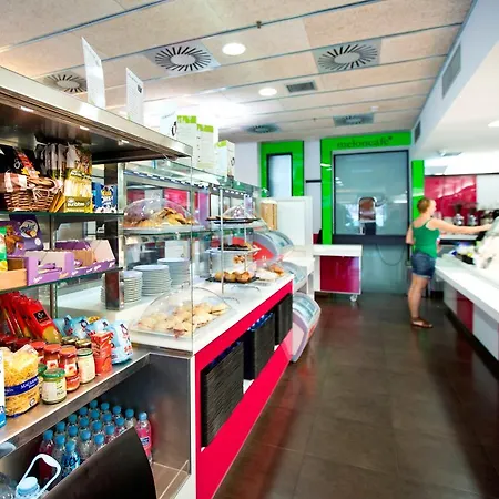 Residencia Melon District Marina Отель 2*
